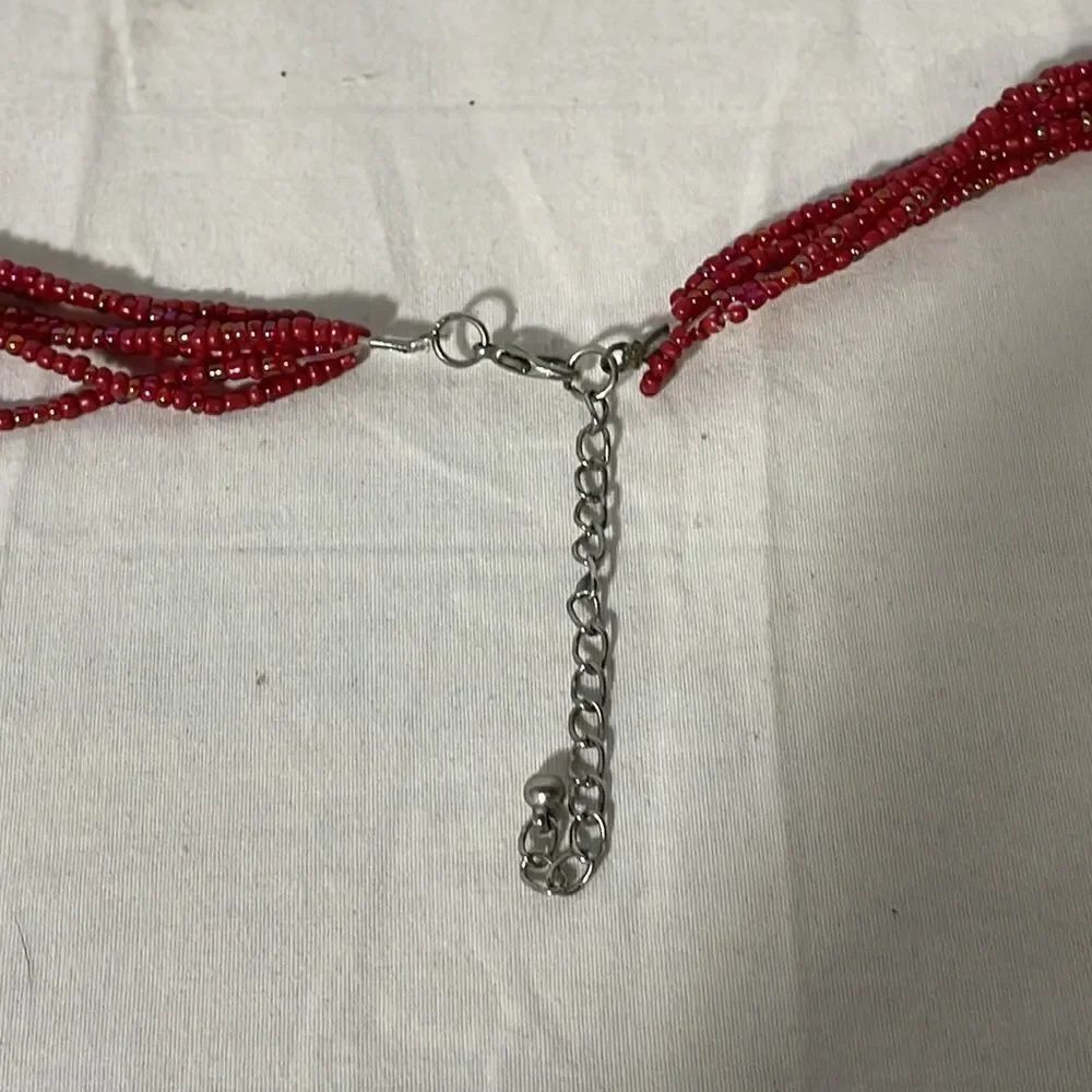 Large red beaded necklace - Picture 5 of 5